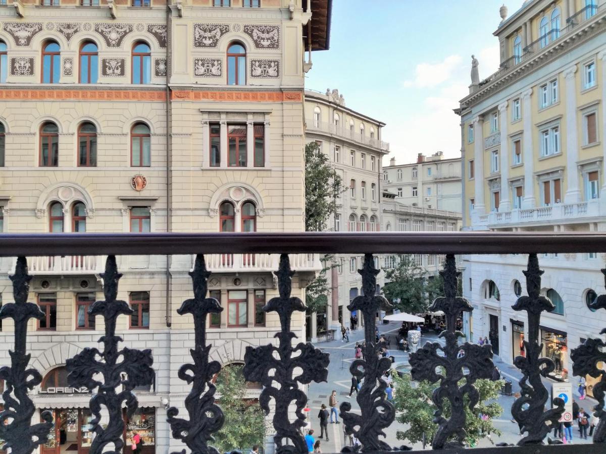 Trieste Center Rooms & Apartments - Fiori Di Trieste Exterior photo