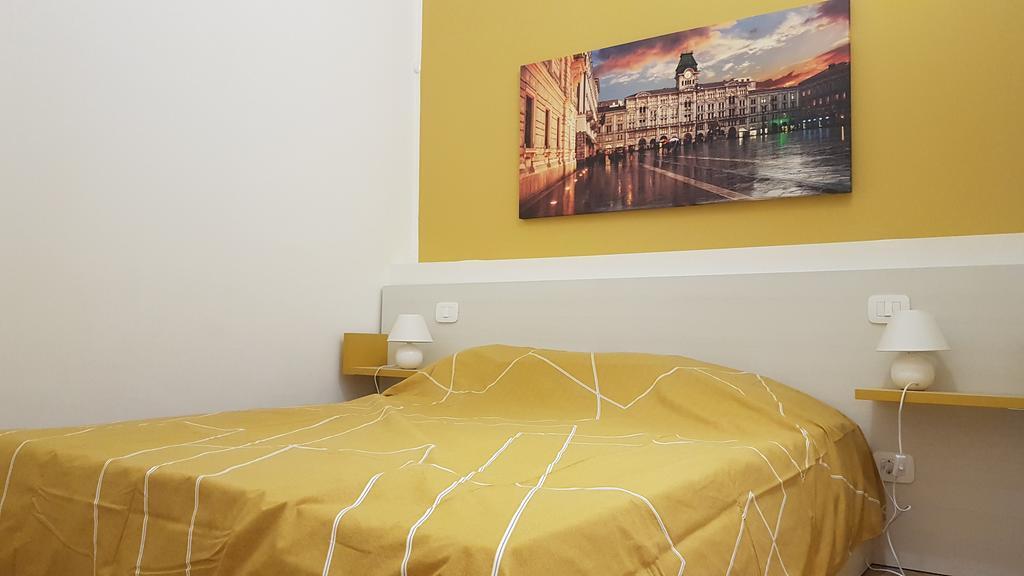 Trieste Center Rooms & Apartments - Fiori Di Trieste Exterior photo